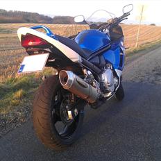 Suzuki GSX 650 FA