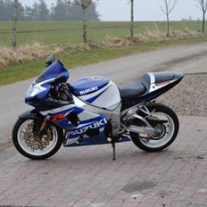 Suzuki gsx-r 1000 K1