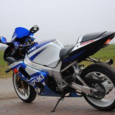 Suzuki gsx-r 1000 K1