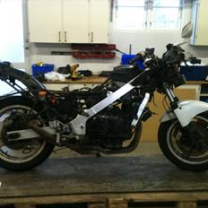 Honda vfr 750 rc 24 solgt.