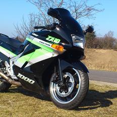 Kawasaki zx 10