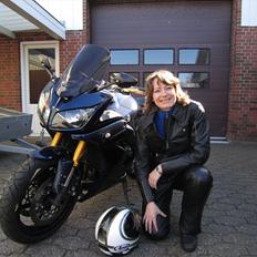 Yamaha FZ1-S aka 'tøse-raketten' (SOLGT)