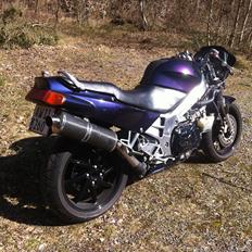 Honda VFR 750  