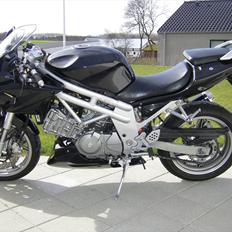 Hyosung GT 650 S (SOLGT)