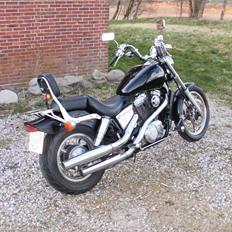 Honda VT 1100 skygge
