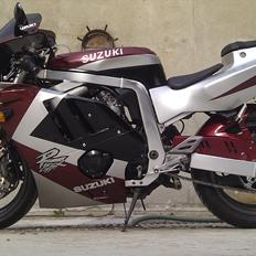 Suzuki GSX-R GK76A TOTALSKADET