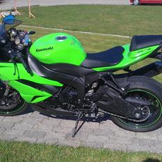 Kawasaki zx6r