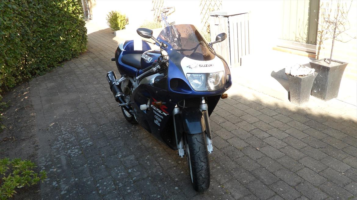 Suzuki GSX 600R billede 3