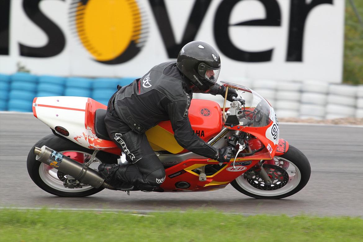 Yamaha FZR 400 (*SOLGT) billede 5