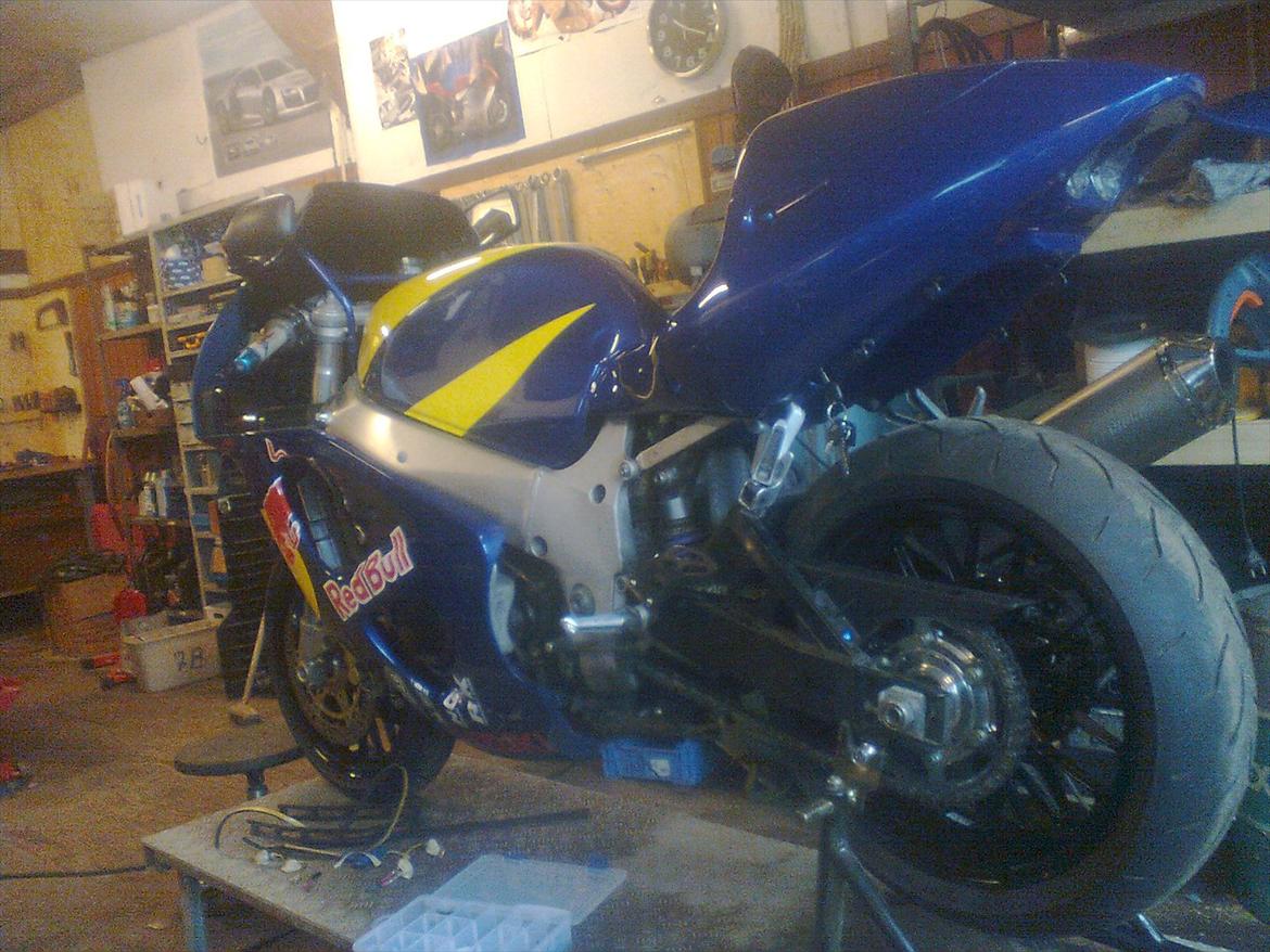 Suzuki GSXR 750 srad (tdl.600) billede 2