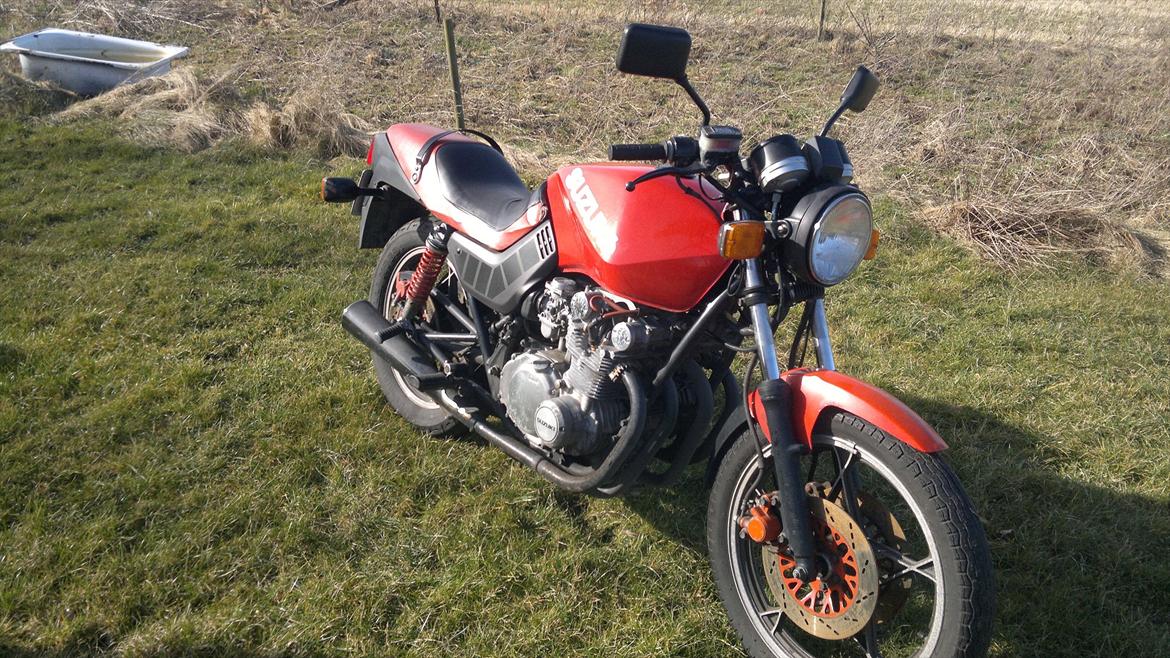 Suzuki GS 550M kantana *SOLGT* billede 2