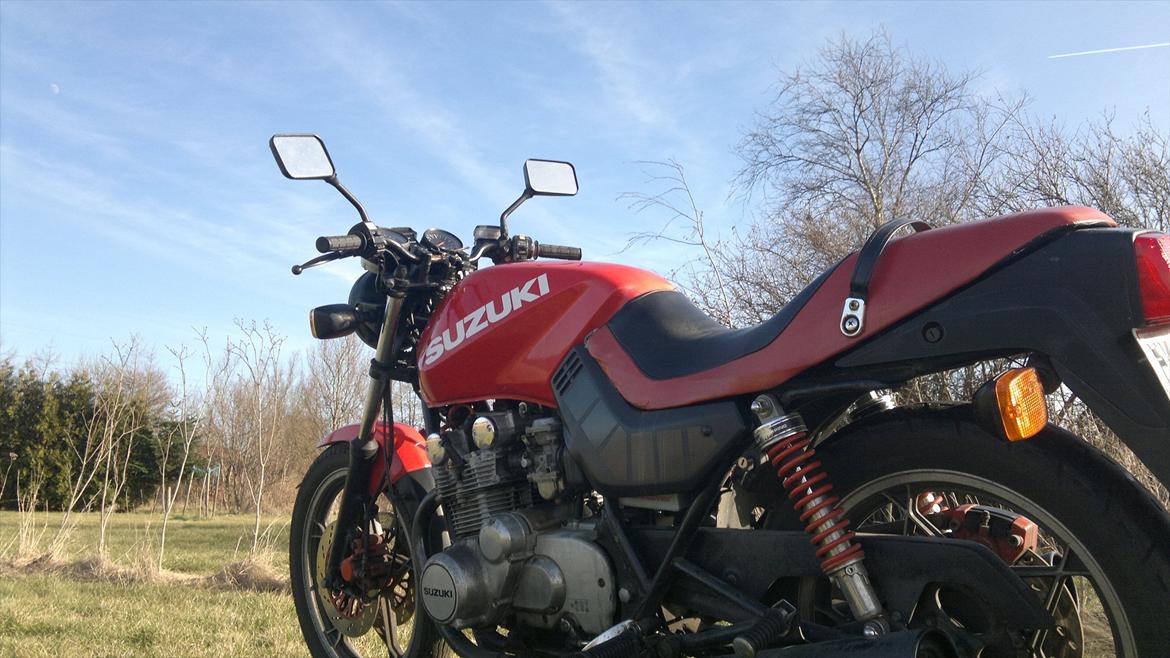 Suzuki GS 550M kantana *SOLGT* billede 3