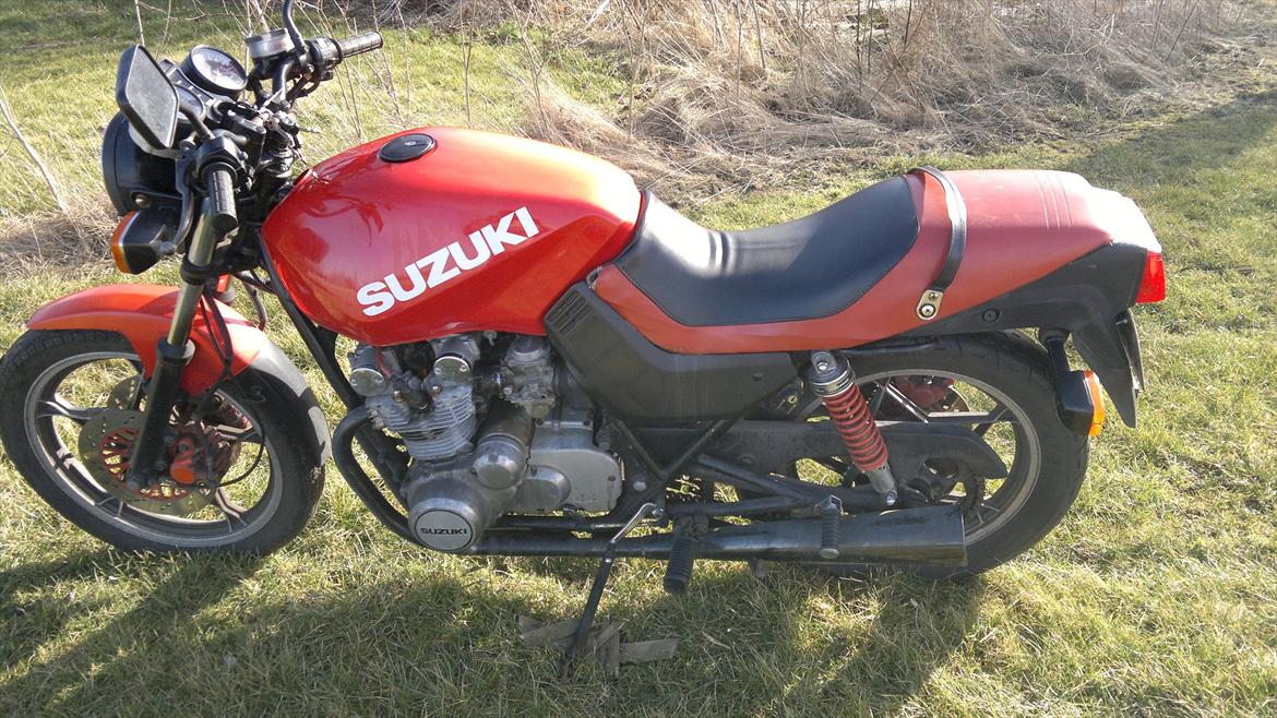 Suzuki GS 550M kantana *SOLGT* billede 4