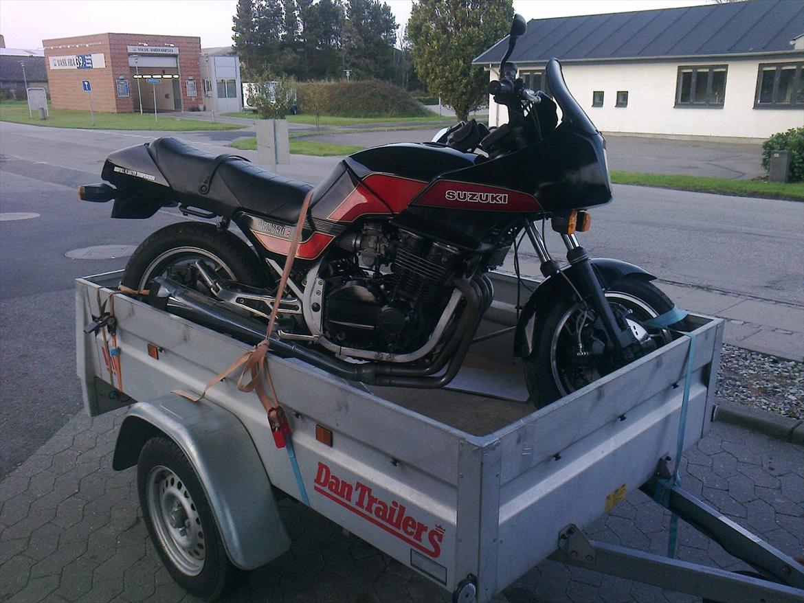 Suzuki Gsx 750 e billede 2