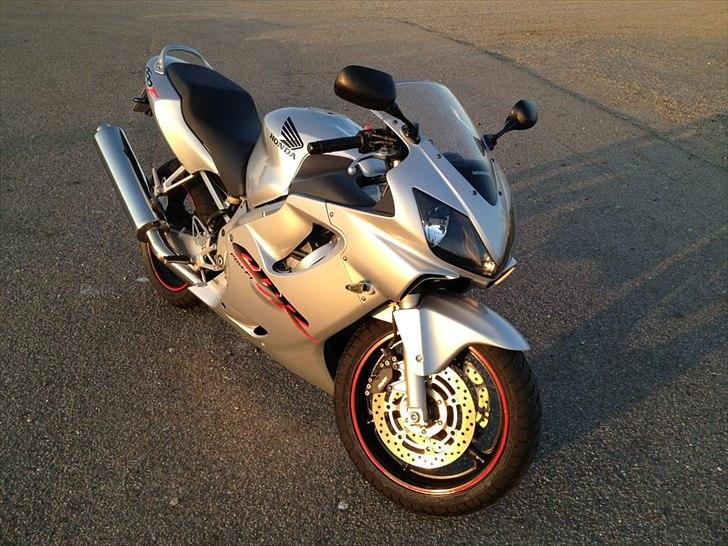 Honda CBR 600 F4i "Sølvpilen" billede 13