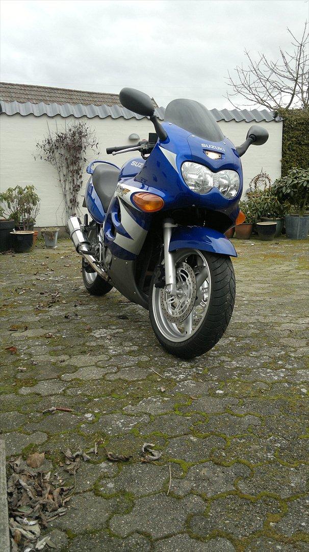 Suzuki GSX 600F billede 8