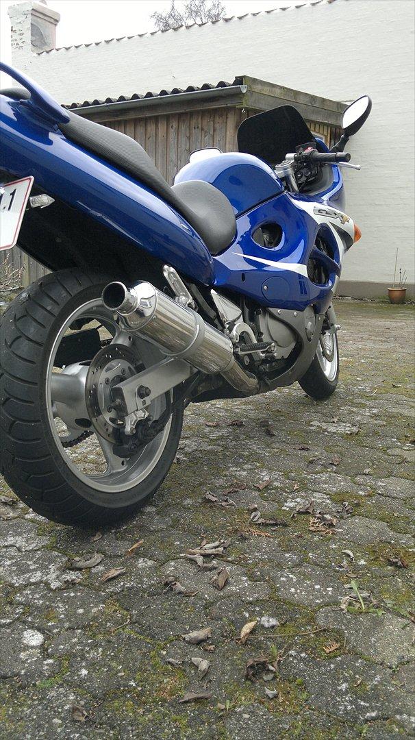 Suzuki GSX 600F billede 10