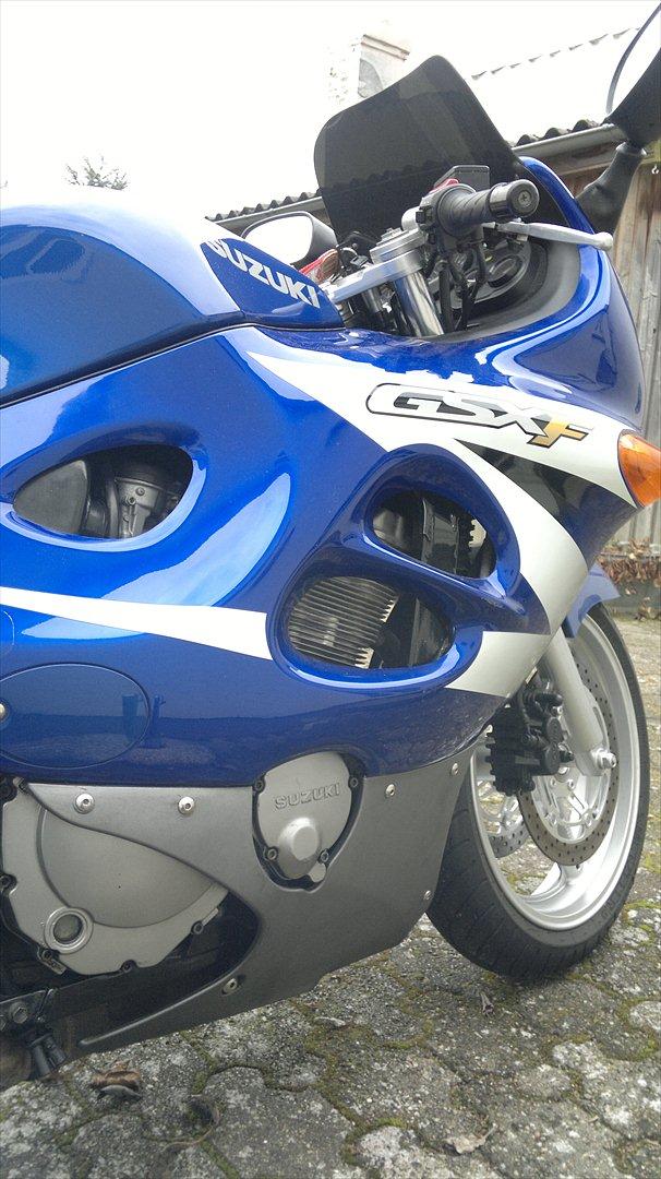 Suzuki GSX 600F billede 11