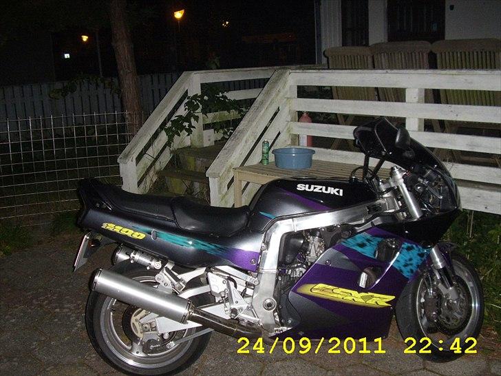 Suzuki GSXR1100R billede 2