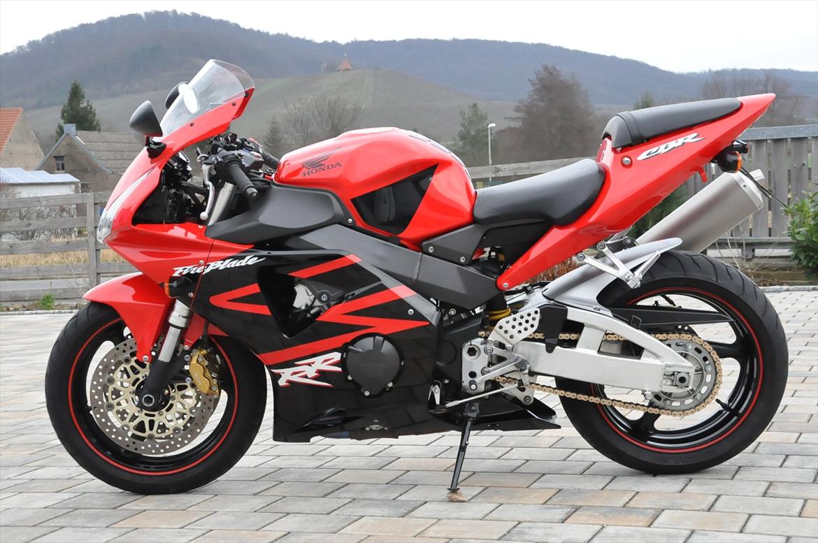 Honda Cbr 954 billede 1