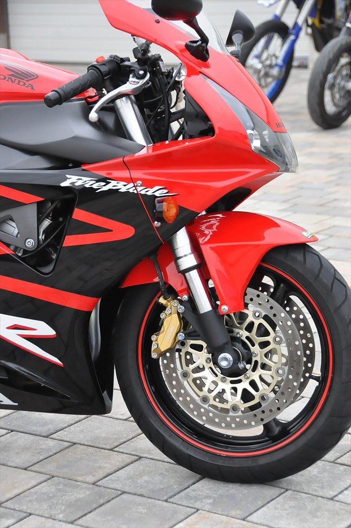Honda Cbr 954 billede 8