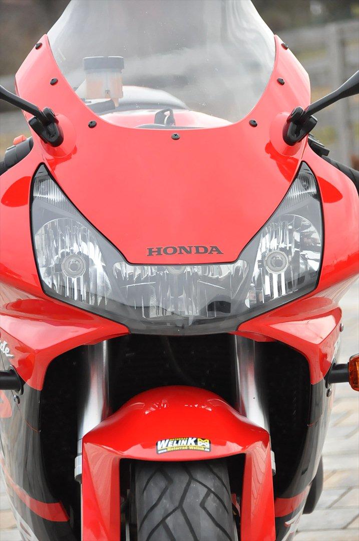 Honda Cbr 954 billede 10