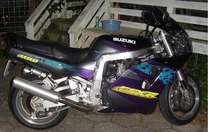 Suzuki GSXR1100R billede 1