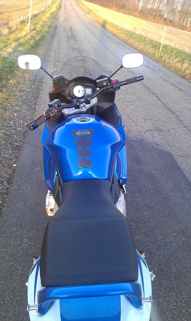 Suzuki GSX 650 FA billede 4