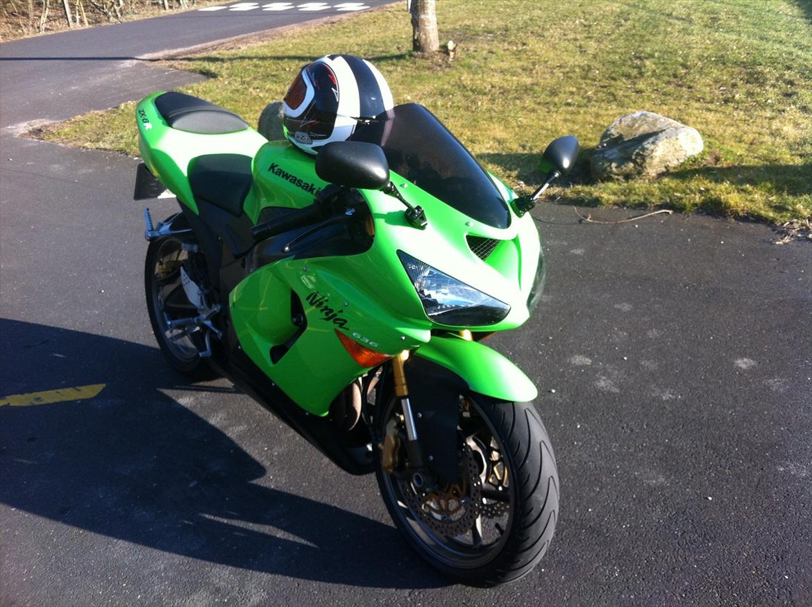 Kawasaki ZX6R billede 3