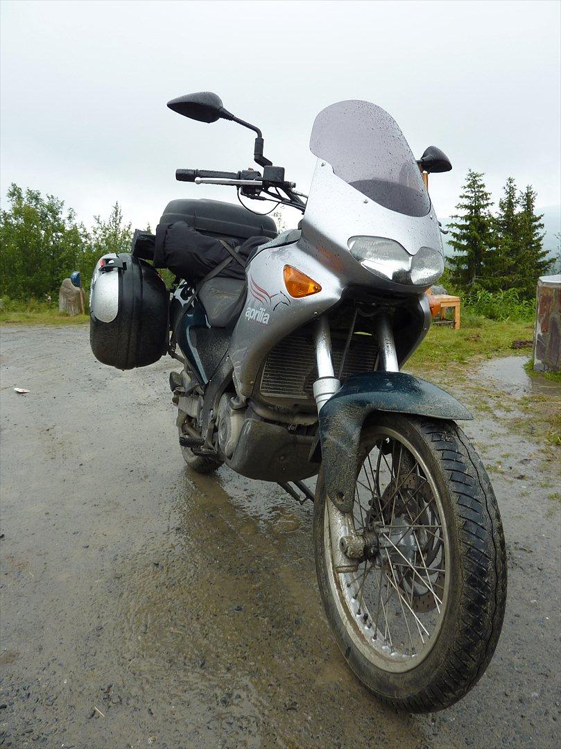 Aprilia Pegaso 650 ie - kombinationen af en rigtig fed norsk grusvej og regnvejr billede 14
