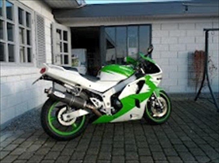 Kawasaki ZX6R billede 13