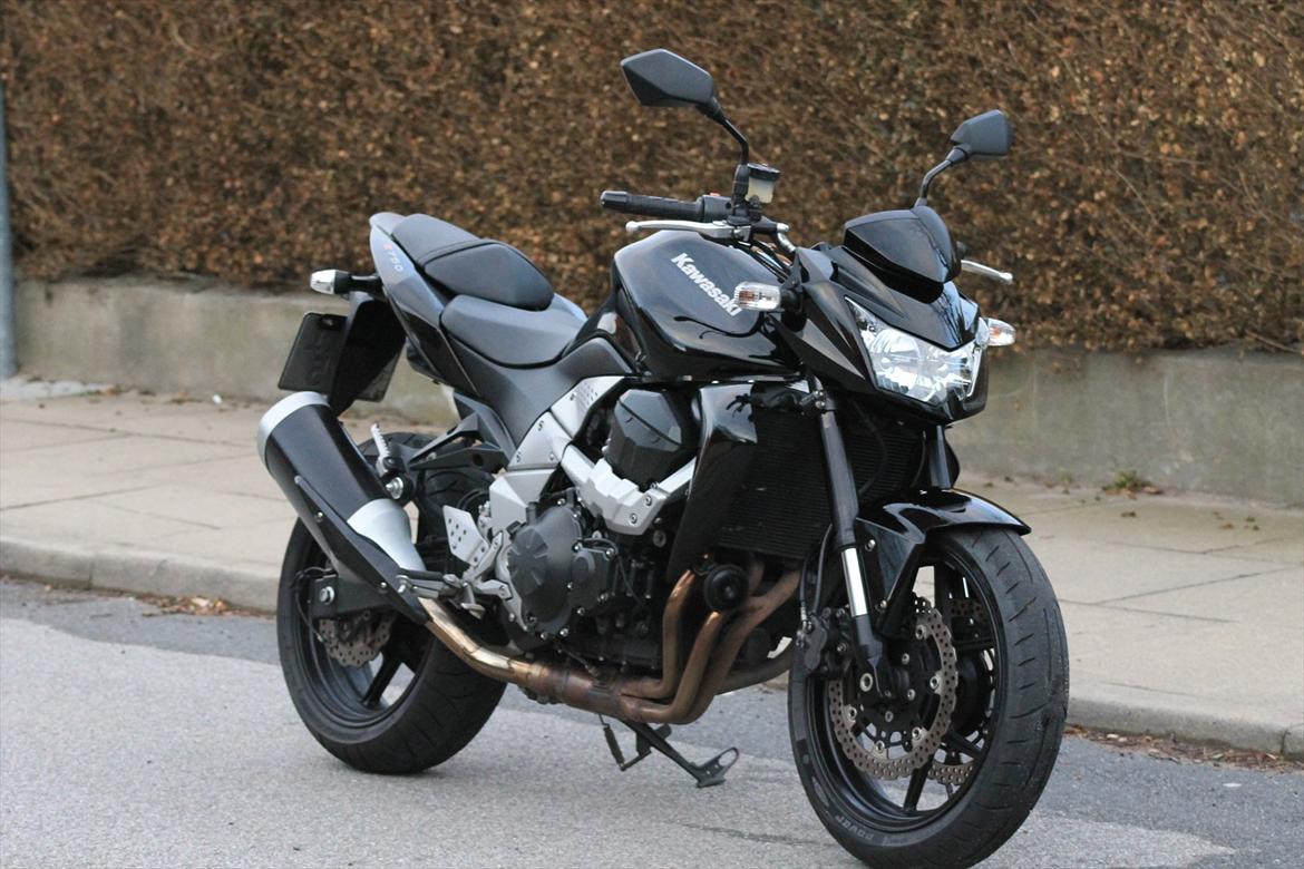Kawasaki Z 750 ABS - Som den stod da jeg købte den.. :-)
100% Standart billede 25