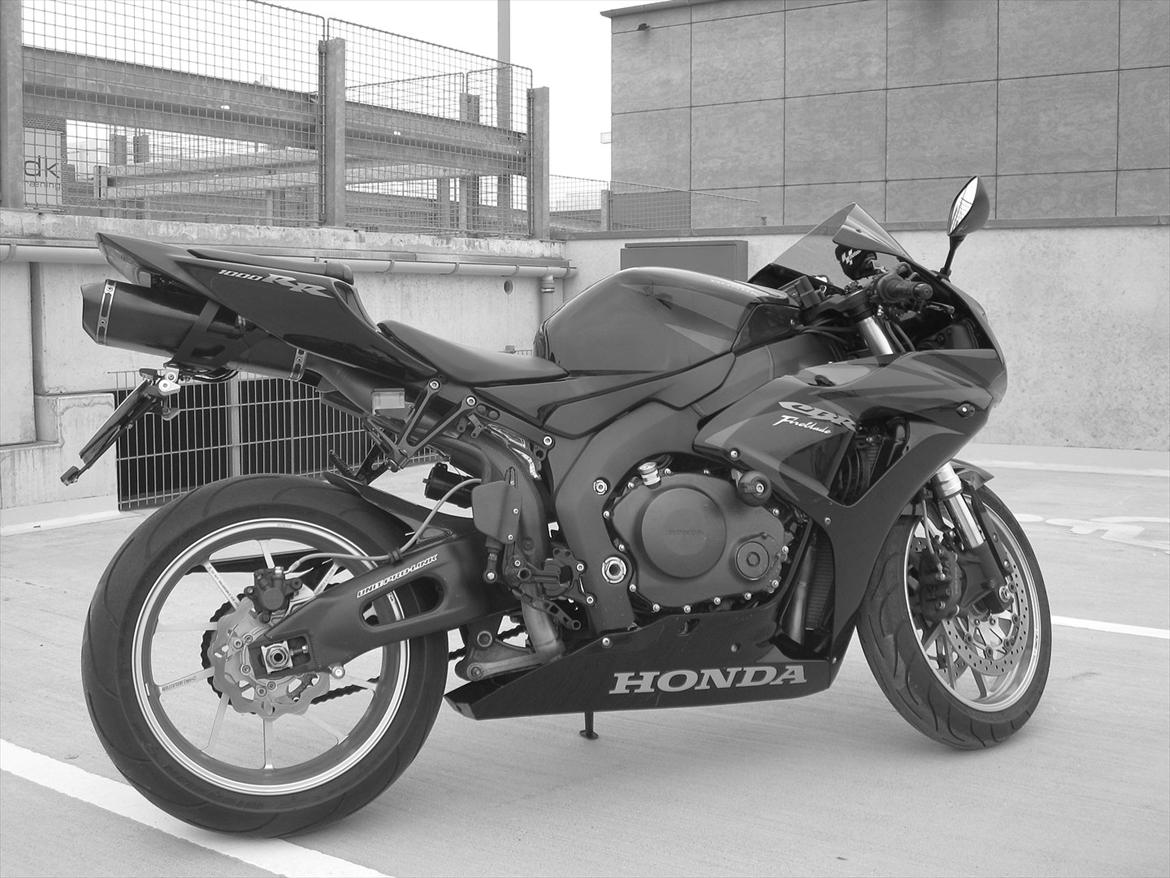 Honda CBR1000RR billede 14