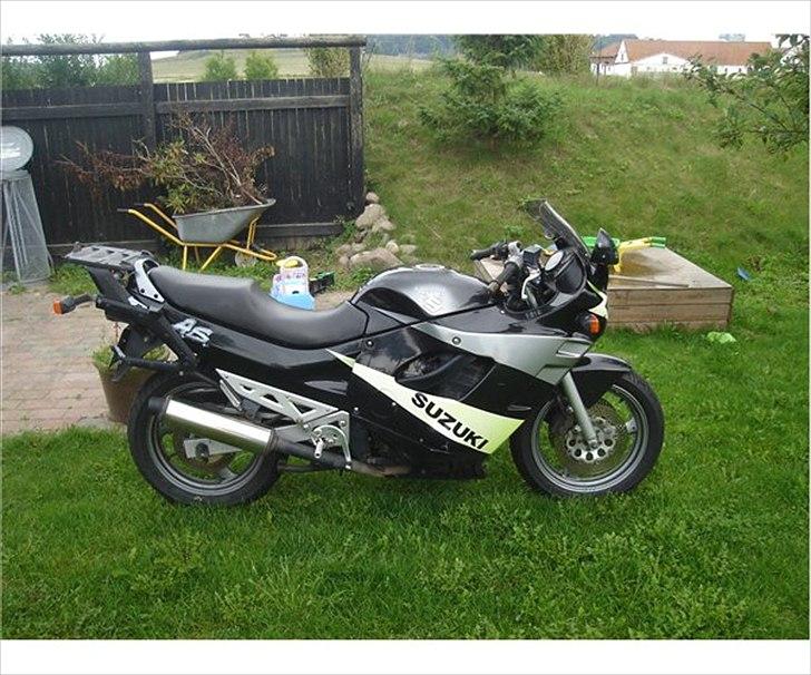 Suzuki GSX 750 F billede 3