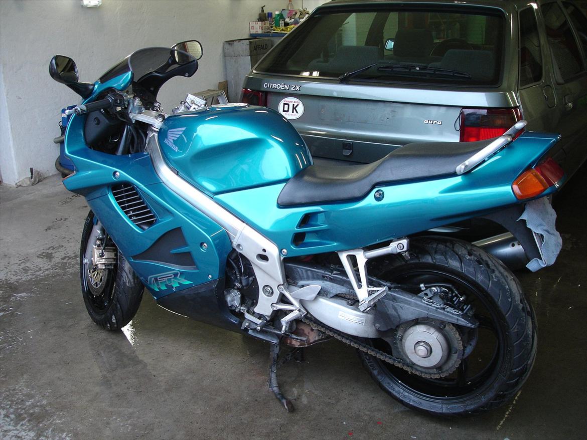 Honda VFR 750 F billede 14