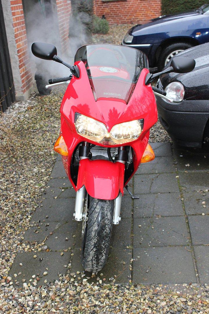 Honda VFR 800 F billede 5