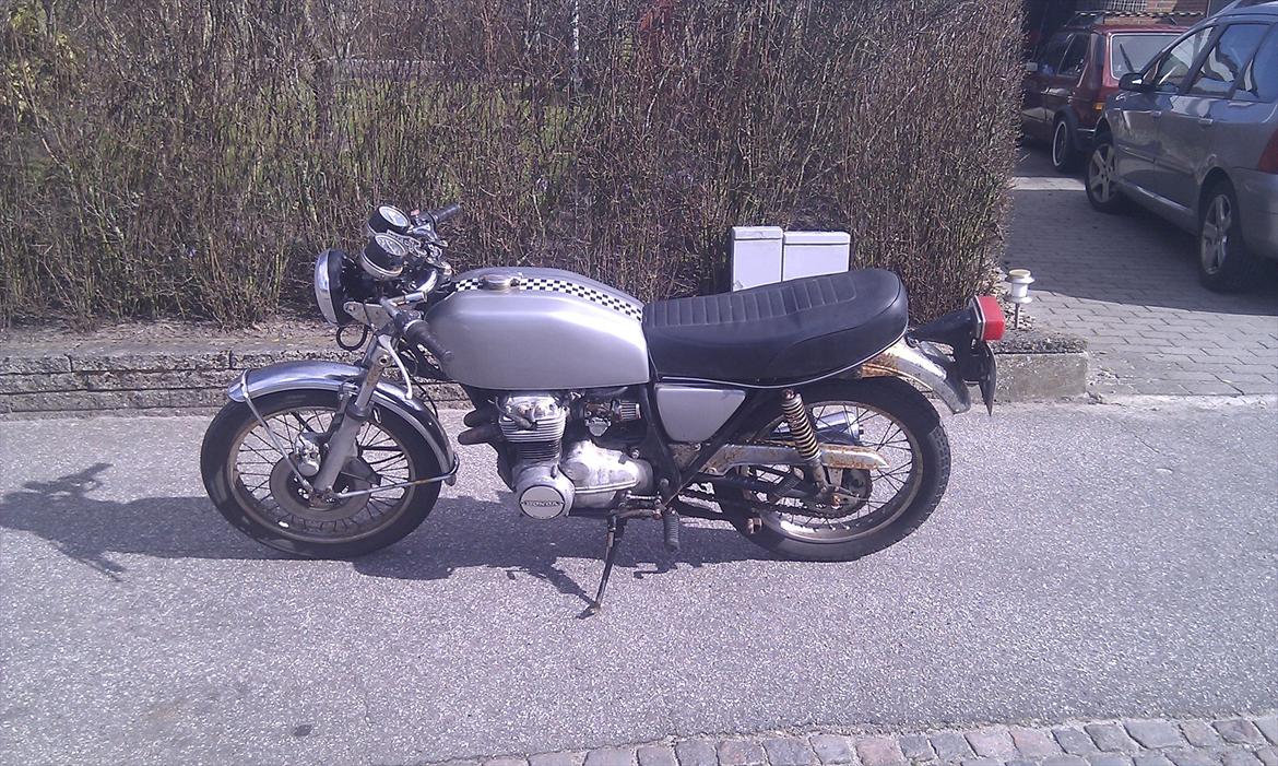 Honda cb 400 F1 billede 1