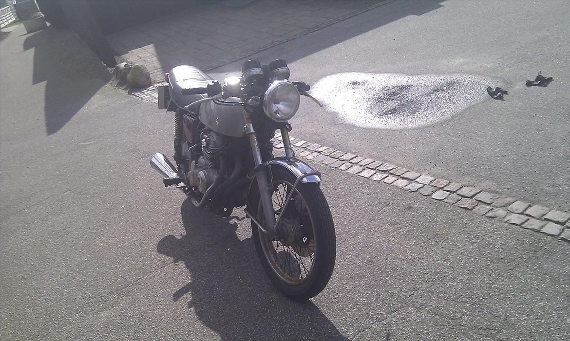 Honda cb 400 F1 billede 4