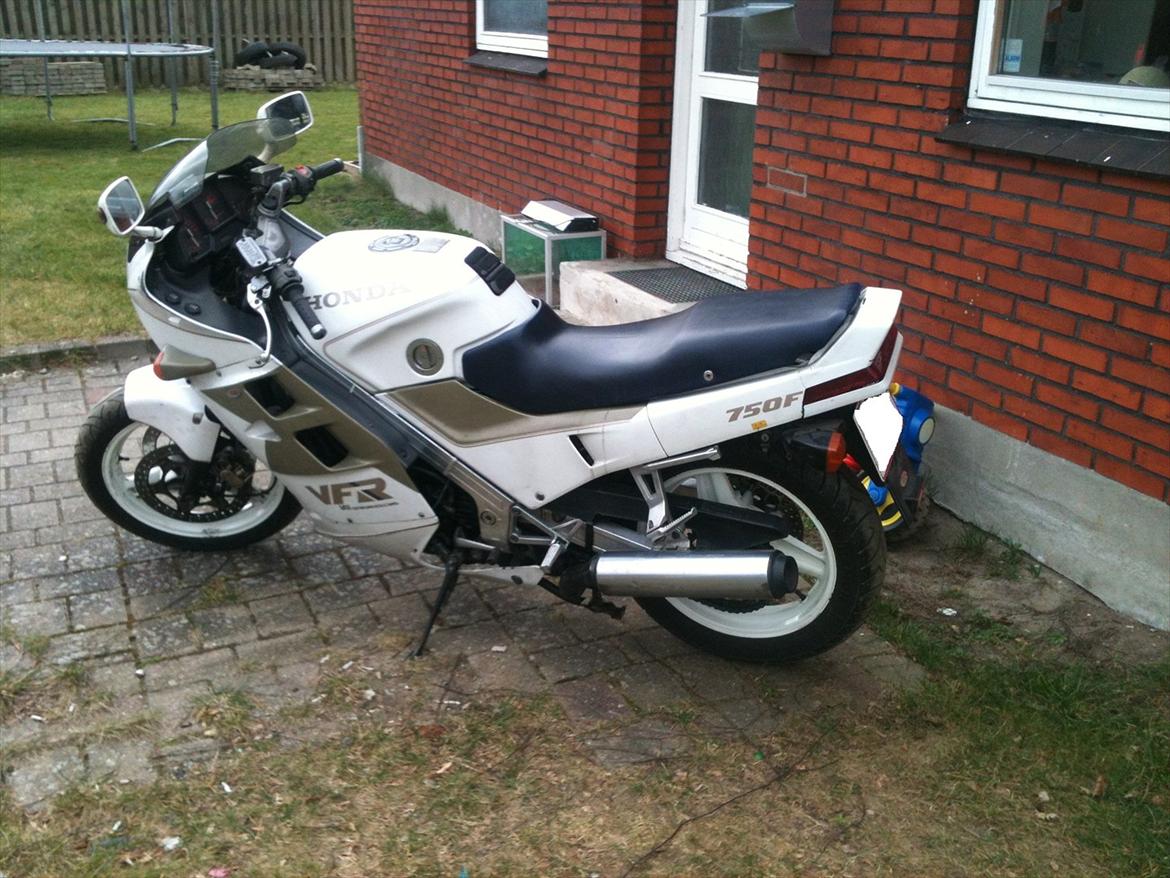 Honda vfr 750 rc 24 solgt. billede 1