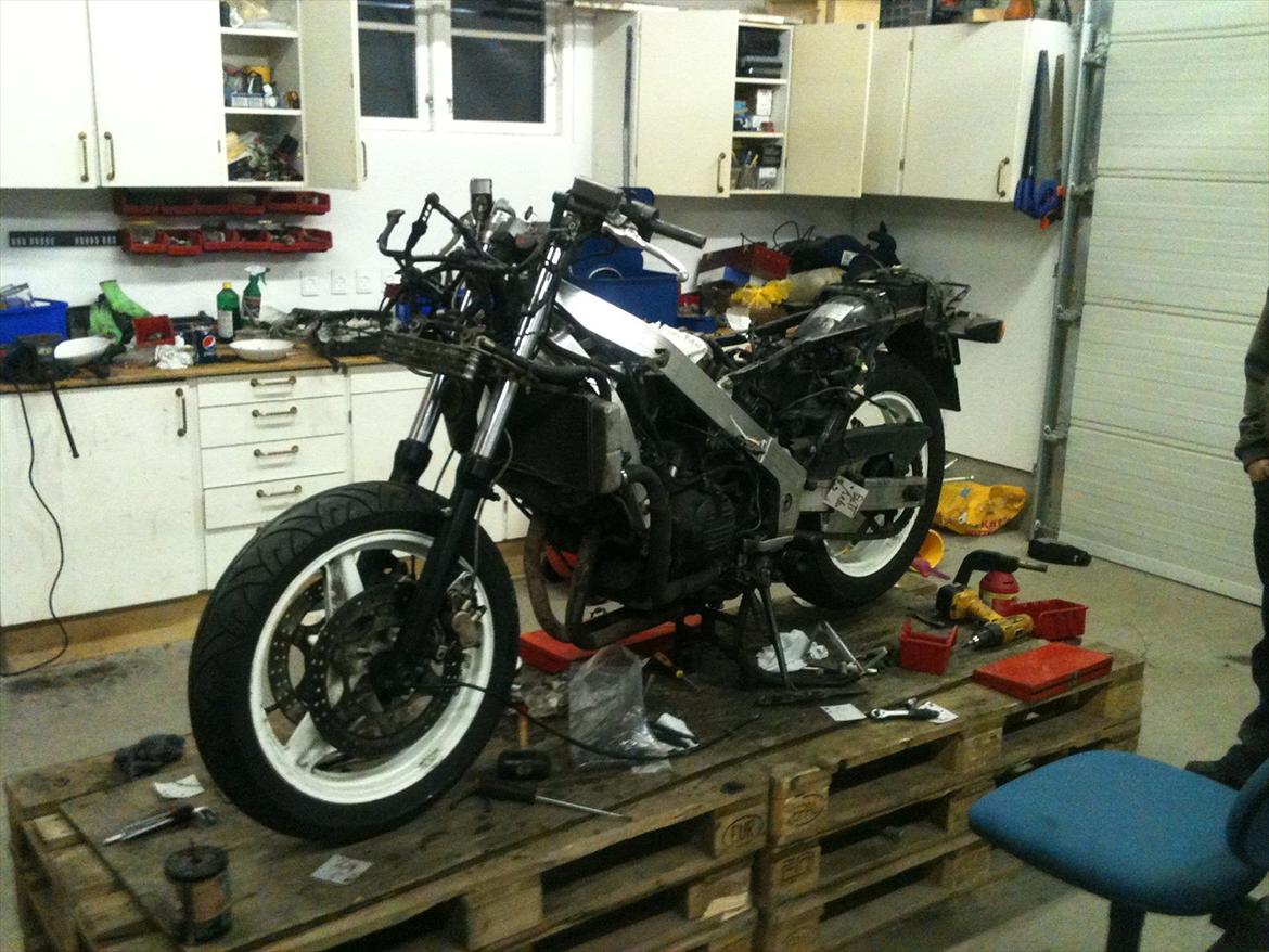 Honda vfr 750 rc 24 solgt. billede 6