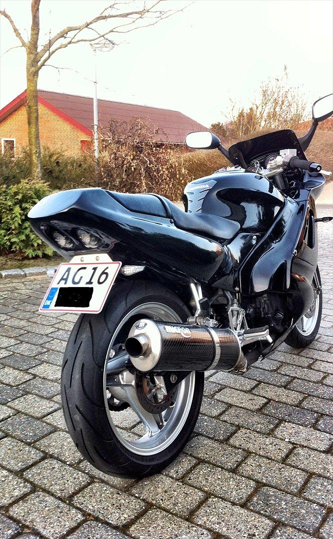 Honda CBR 600F solgt billede 1