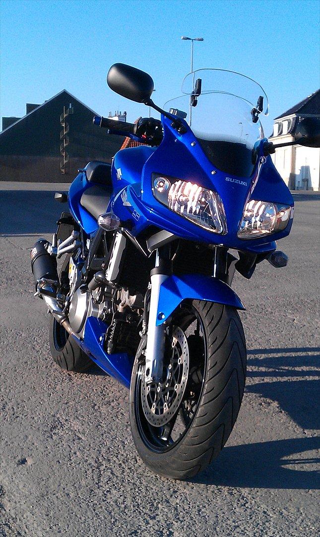 Suzuki sv1000 k7 (SOLGT) billede 2