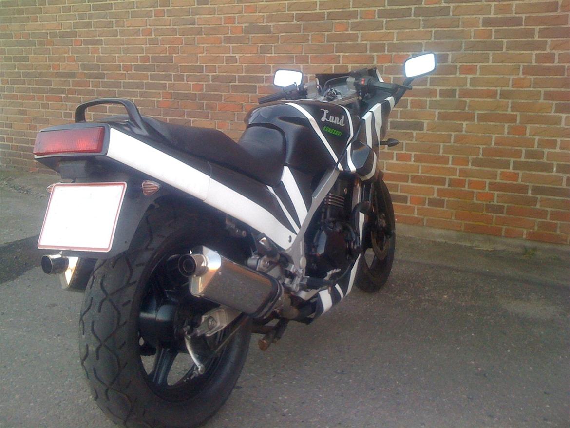 Kawasaki GPZ 500 S (efter) billede 5