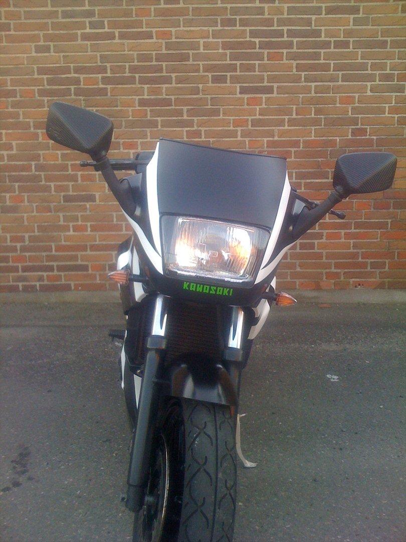 Kawasaki GPZ 500 S (efter) billede 9