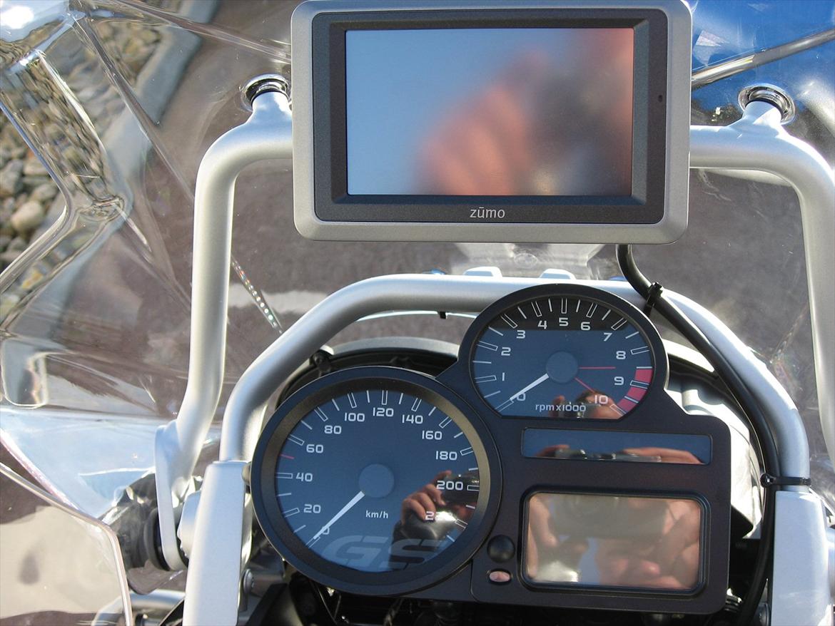 BMW R1200 GS Adventure - Infocenter. Jeg kører med Cardo bluetoothheadset billede 7