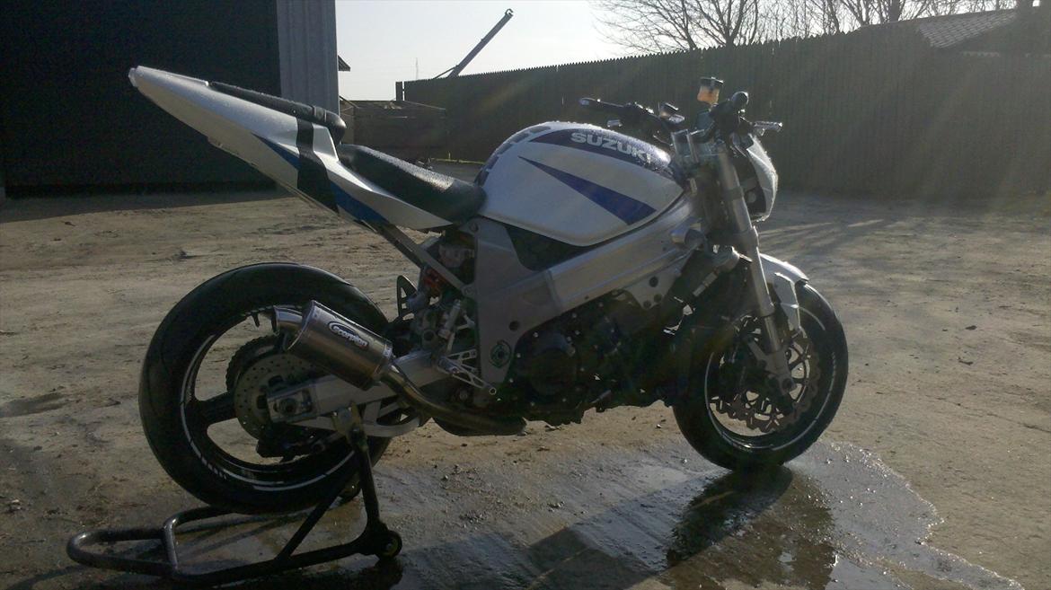 Suzuki TL1000R Streetfighter billede 1