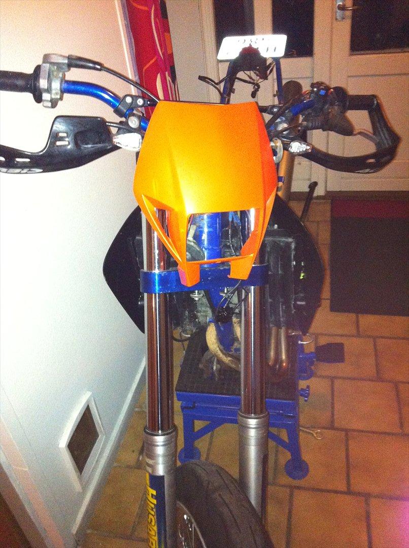 Husaberg FE400 - Tilpasning af ny lygtekåbe. billede 11