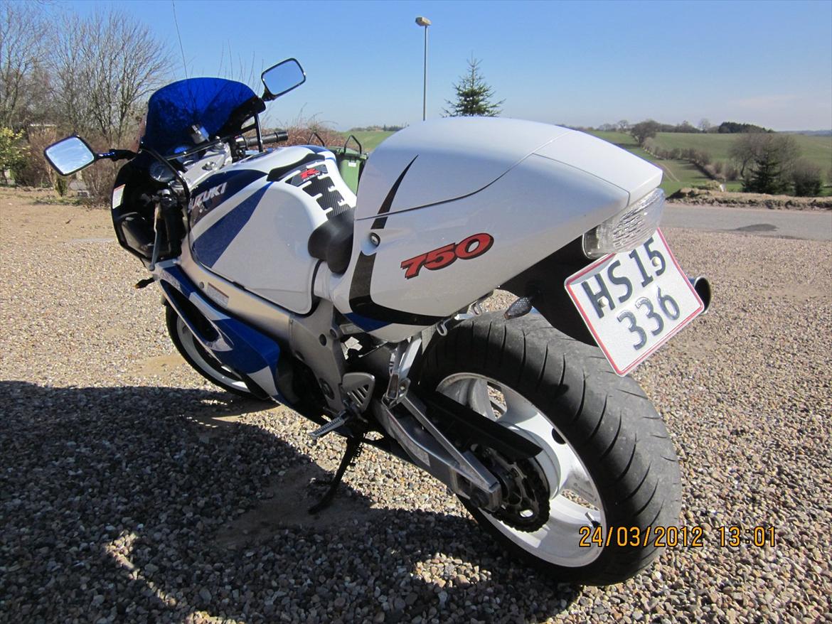 Suzuki GSX-R 750  billede 9