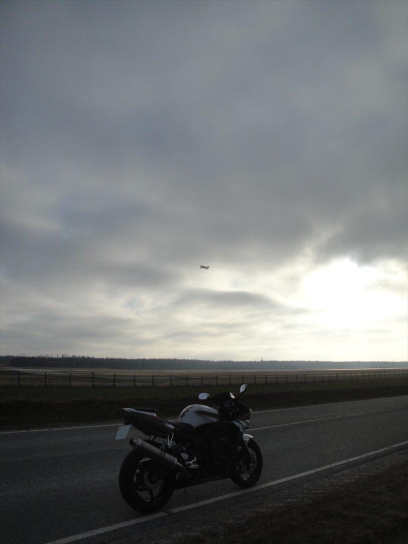 Yamaha YZF R6 -solgt- billede 16