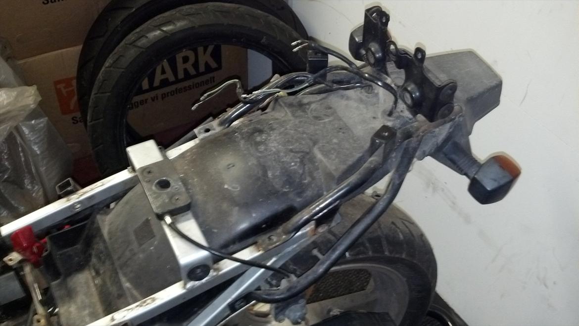 Suzuki gsx-r250 billede 4